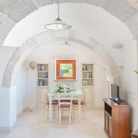 Trulli Eden וילה *