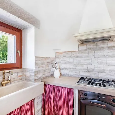 Trulli Eden * צ'יסטרנינו